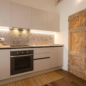  Apartment Casa Aldrovandi: Elegante E In Centro Storico