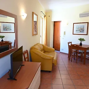 https://politeama-theater-apartments.palermohotels.org