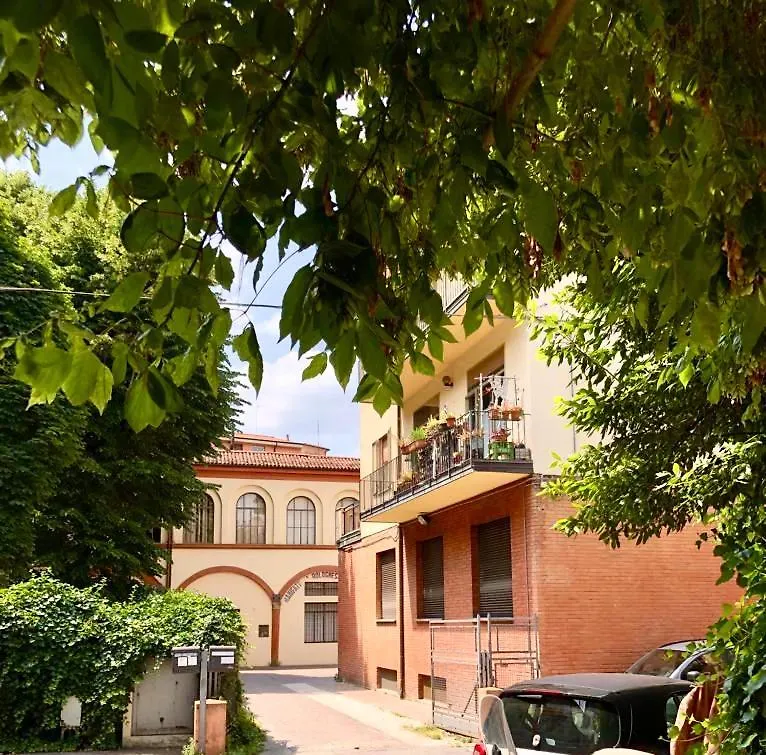 Charming Home Towers-Roofs View Bologna Italien